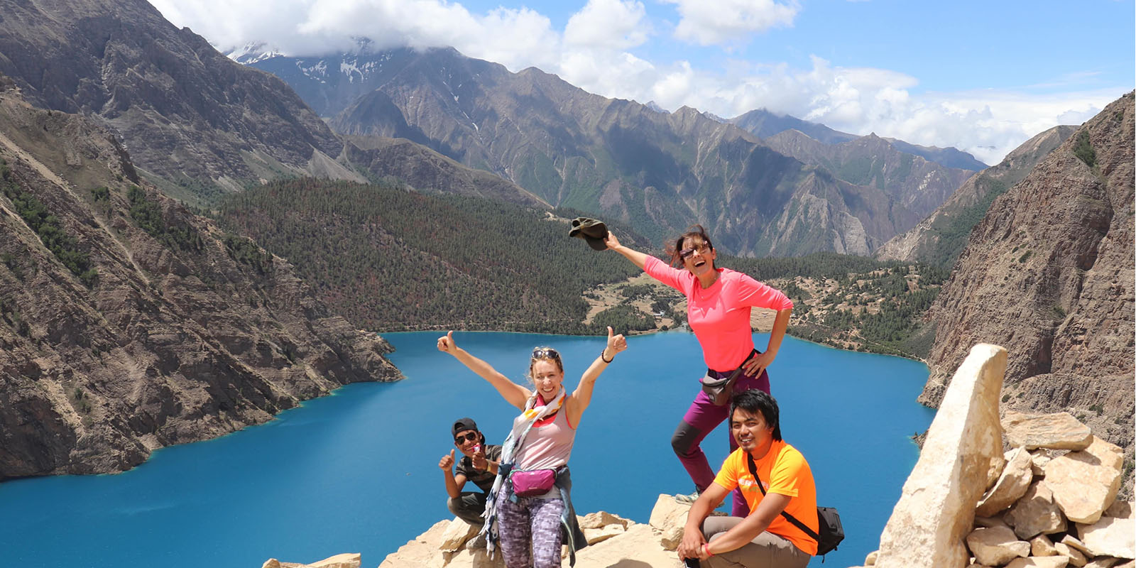 phoksundo-lake-with-spanish 