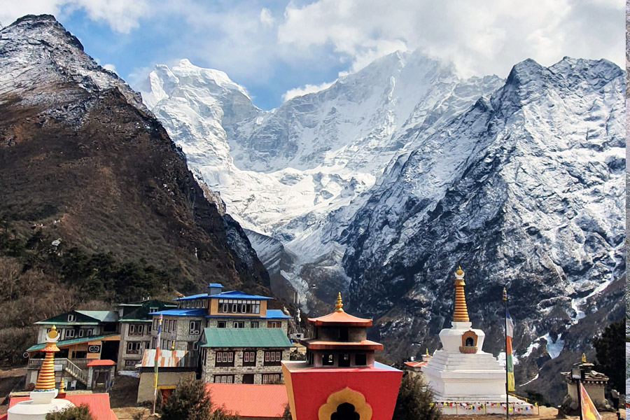 Everest  region 4 