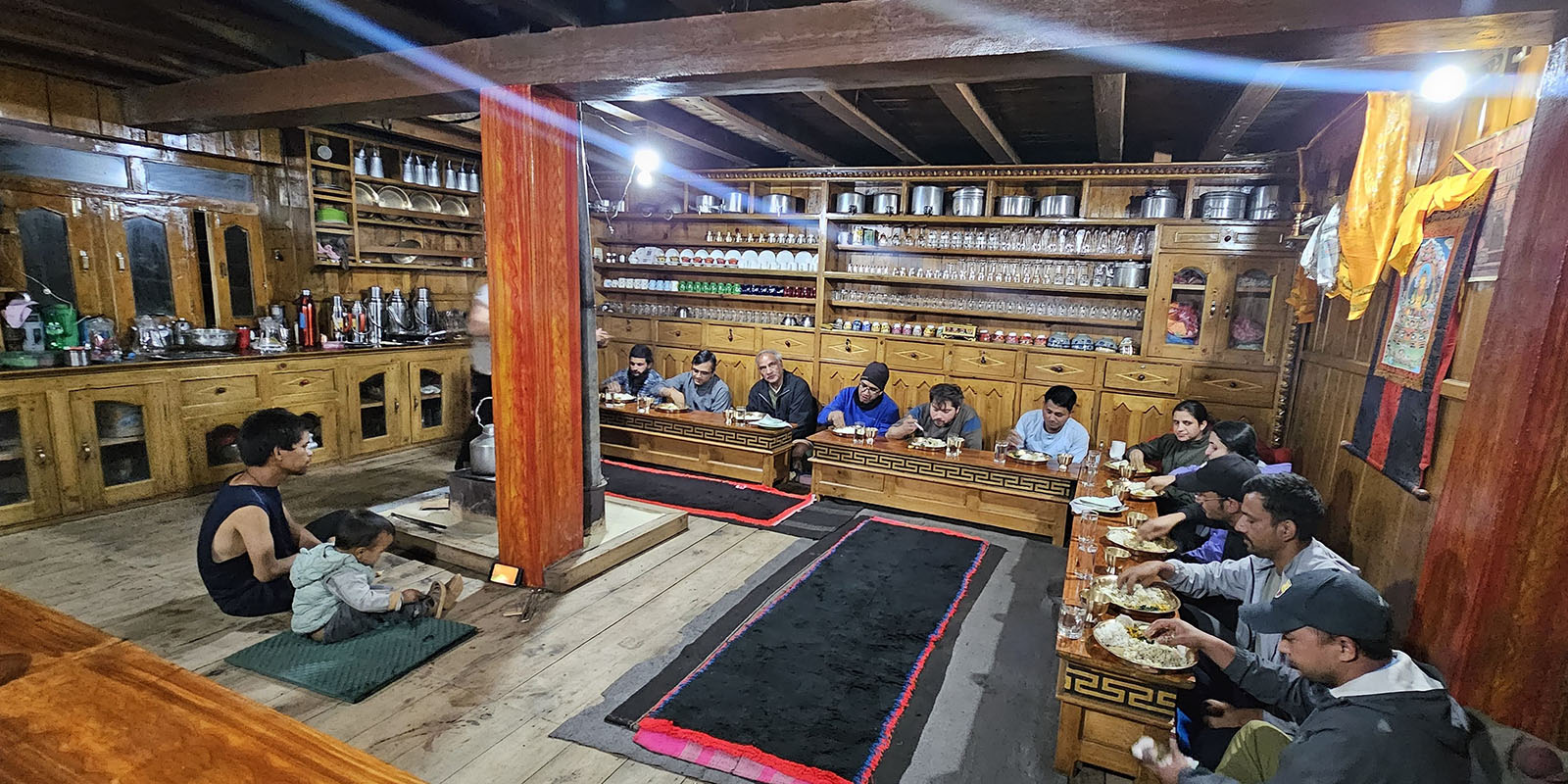 dolpo-kitchen.jpg